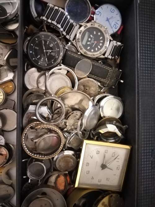 Big Lot watch movements and parts