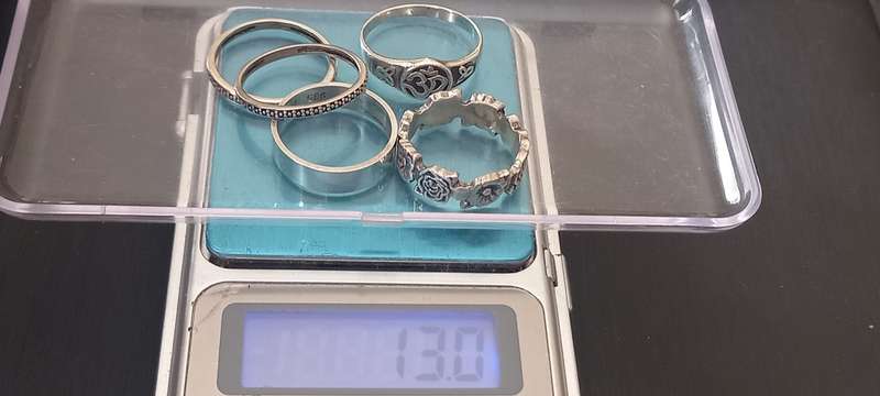 Lot of 5 Sterling silver rings /1/