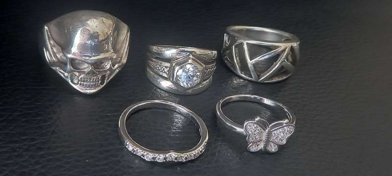 Lot of 5 Sterling Silver Rings /1/