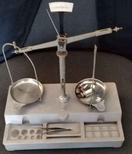 Cantilever Mechanical Scale (ex Jeweler)