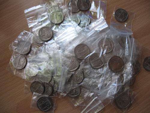 BUNCH OF 100 PRESIDENTIAL INAUGURATION COINS