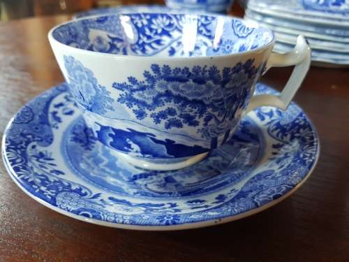 Copeland SPODE part teaset and part dinner service