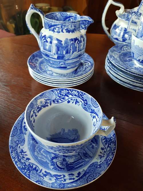Copeland SPODE part teaset and part dinner service