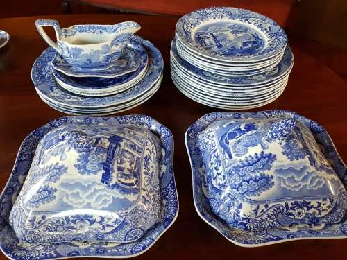 Copeland SPODE part teaset and part dinner service