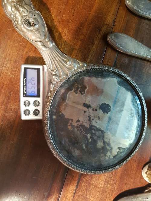 Scrap silver / Collectible grooming items
