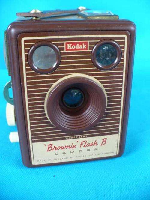 KODAK BROWNIE FLASH B CAMERA