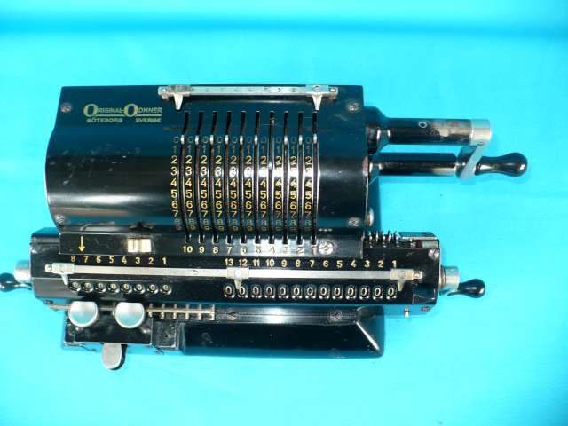 VINTAGE "ORIGINAL ODHNER" PINWHEEL CALCULATOR