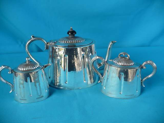VINTAGE SHEFFIELD EPNS 3 PIECE TEA SET