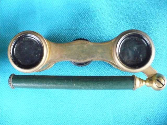 VINTAGE OPERA GLASSES  WITH CASE