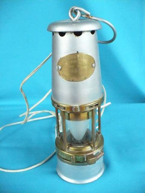 VINTAGE VICTOR KENT    WOLF MINERS' SAFETY LAMP  CONVERTED TO ELECTRIC