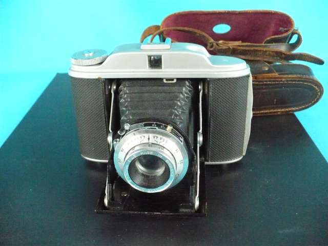 VINTAGE GB KERSHAW 450 HORIZONTAL FOLDING CAMERA