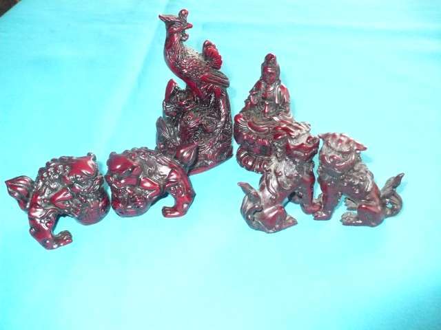 6 MINI  RED RESIN CHINESE ORNAMENTS