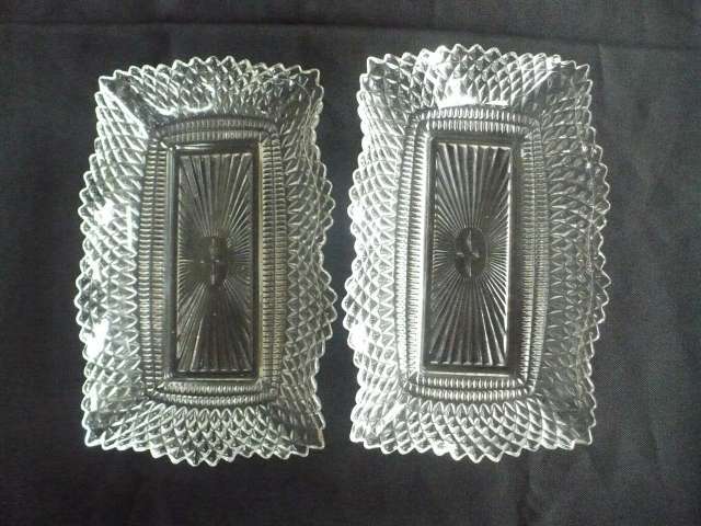 VINTAGE PAIR GLASS SNACK DISHES