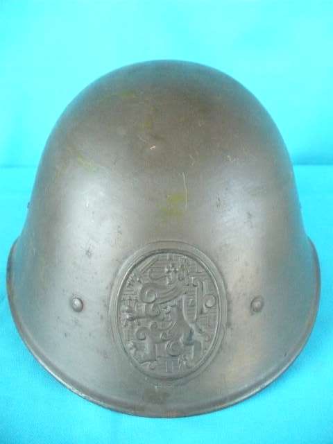 M23-27 DUTCH STEEL HELMET  WW11