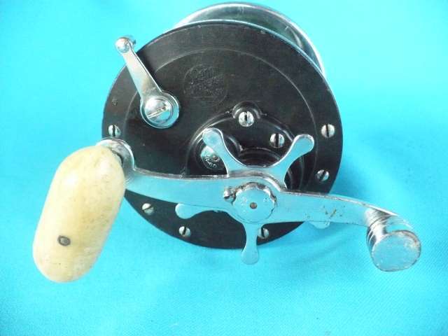 PENN LONGBEACH  NO.67  FISHING REEL