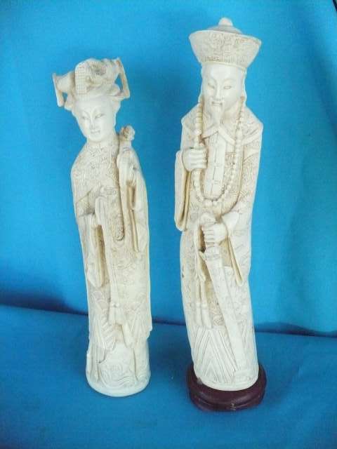 STUNNING RESIN CAST CHINESE EMPEROR & EMPRESS FIGURINES