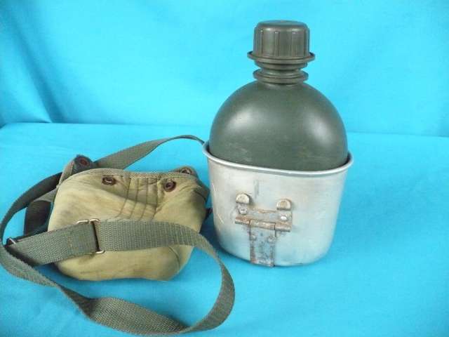 MILITARY  WATER BOTTLE IN BAG INCLUDING FIRE BUCKET