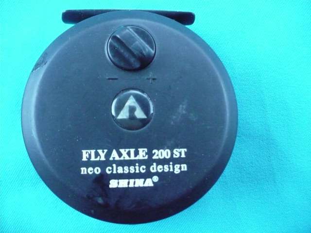 SHINA FLY AXLE 200 ST  NEO CLASSIC DESIGN FISHING REEL