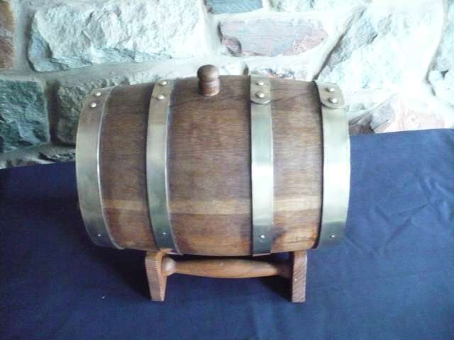VINTAGE OAK WINE BARREL