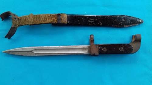 BAYONET   METAL SCABBARD