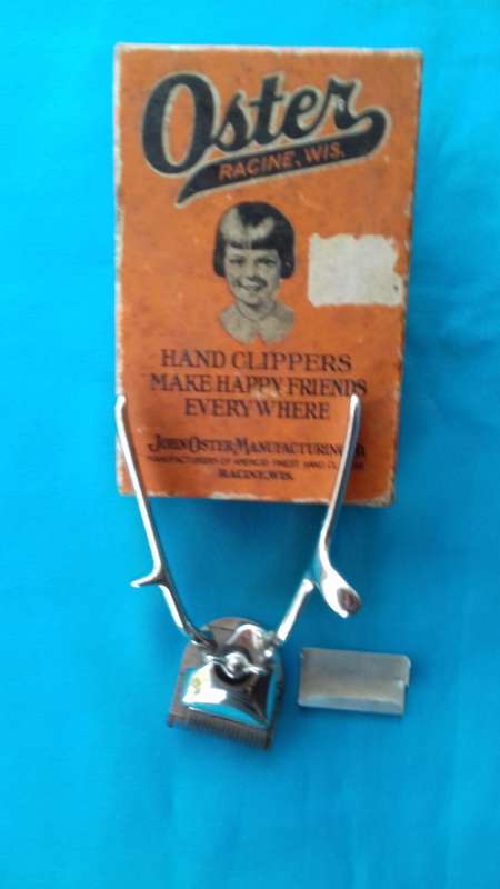 VINTAGE  JOHN  OSTER  HAND CLIPPERS  BOXED