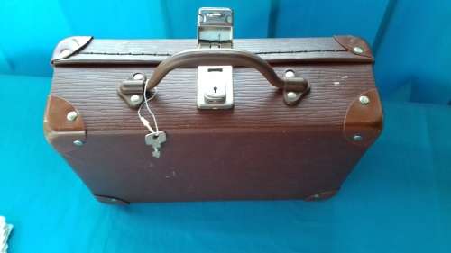 SCHOOL CASE