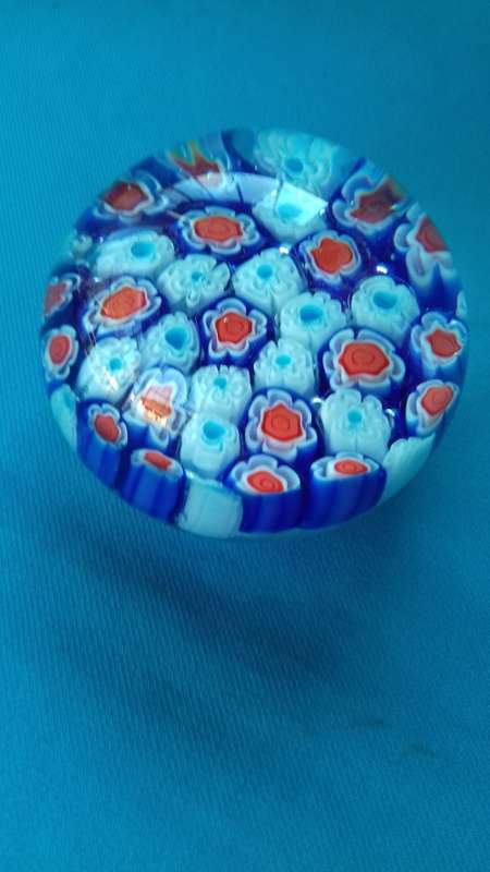LARGE VINTAGE MURANO MILLEFIORI PAPERWEIGHT
