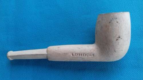 VINTAGE  "RALEIGH"  CLAY  TOBACCO PIPE