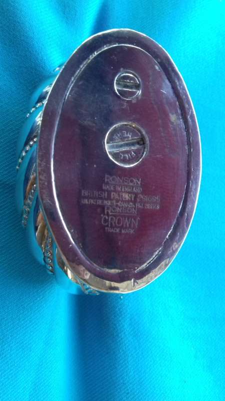 VINTAGE RONSON CROWN TABLE  LIGHTER
