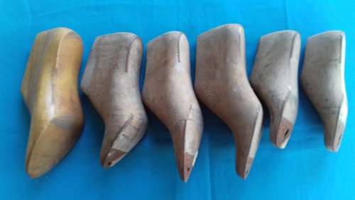 VINTAGE  6 ASSORTED SIZES  WOODEN SHOE MOULDS/LASTS