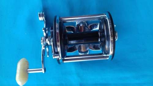 PENN BEACHMASTER 155 REEL