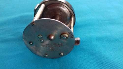 VINTAGE    TOURNAMENT WELLWORTH CASTING REEL