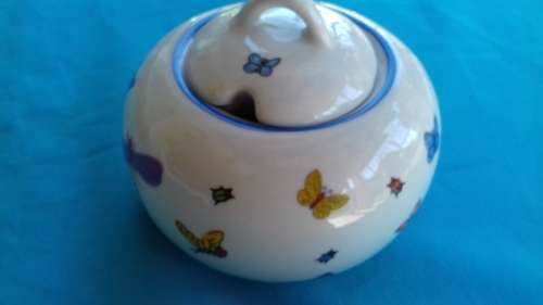 WIESENTHAL  BUTTERFLY COLLECTION SUGAR BOWL & LID
