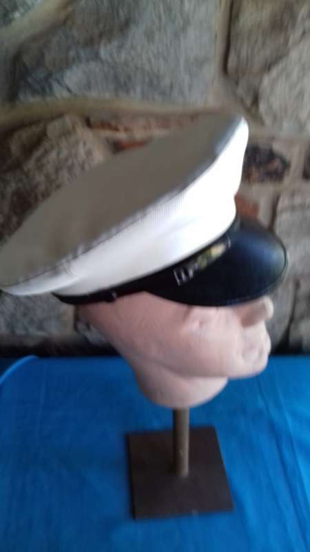 VINTAGE  SAR/SAS  PEAK CAP/