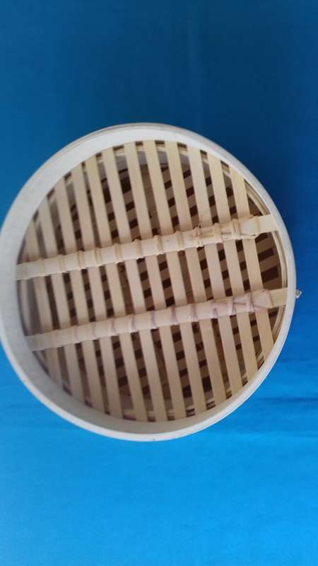 2 TIER BAMBOO STEAMER     NOT  USED