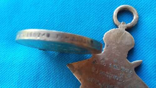 SET OF 2 MEDALS WW1
