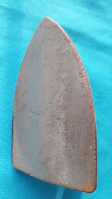 VINTAGE   SALESMANS' SAMPLE /CUFF SAD IRON