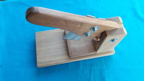 BILTONG CUTTER  HARDLY USED