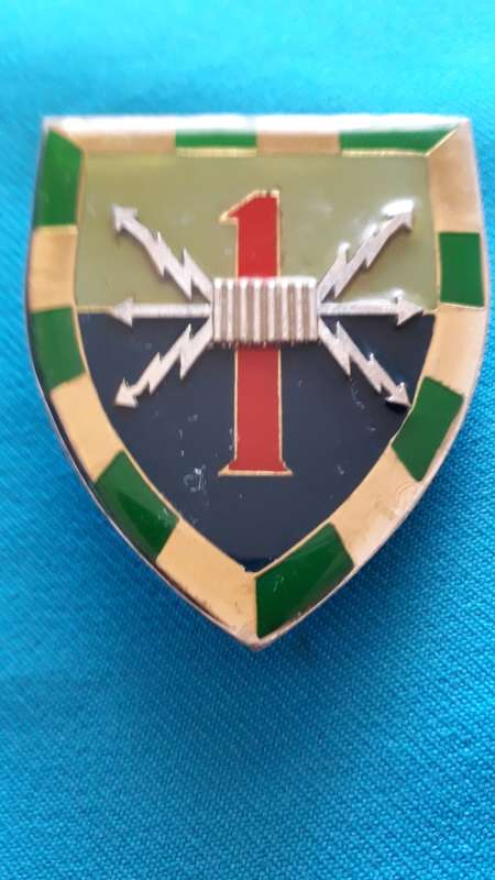 SADF    SHOULDER   FLASH  ' 1 SIGNAL REGIMENT'