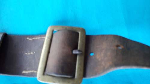 SOUTH AFRICAN POLICE VINTAGE LEATHER BELT WITH 2 AMMO POUCHES