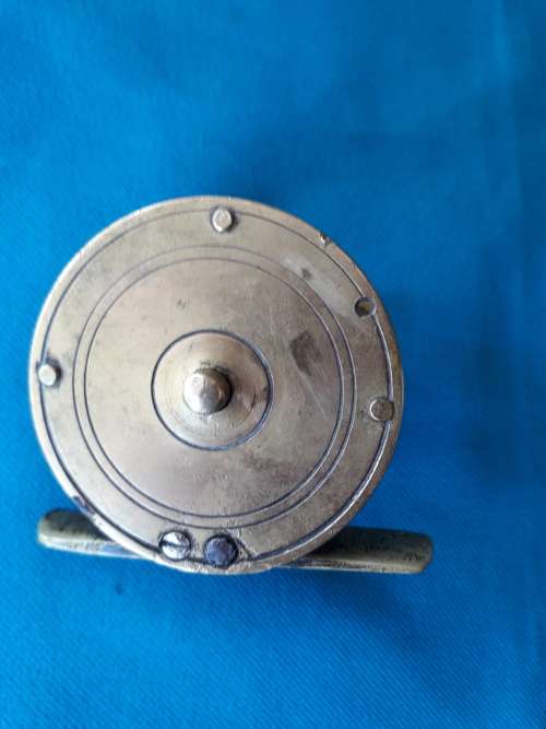 VINTAGE    BRASS FLY FISHING REEL   DIA  5 CM