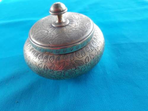 HEAVY BRASS TRINKET BOWL WITH LID