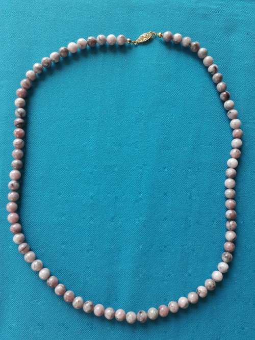 STRAWBERRY QUARTZ  BEAD NECKLACE  53.5  CM