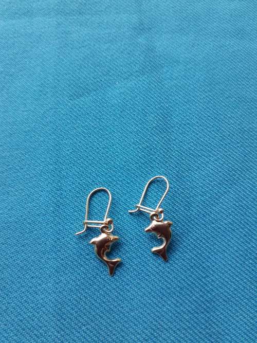 9 CT PAIR DOLPHIN DROP EARRINGS