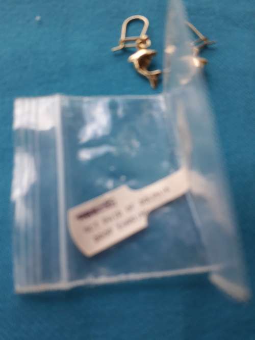 9 CT PAIR DOLPHIN DROP EARRINGS