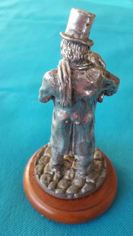 VINTAGE  'ENGLISH MINIATURE'  PEWTER  'ORGAN GRINDER'