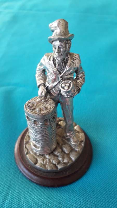 VINTAGE  'ENGLISH MINIATURE'  PEWTER  'CHESTNUT ROASTER'