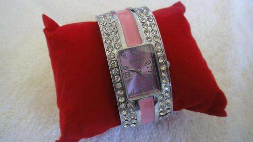 LADIES ROSE WATCH WITH DIAMANTE ##BRAND NEW##