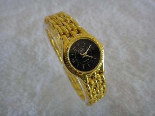 SMART GOLD LADIES WATCH WITH BLACK FACE##BRAND NEW##