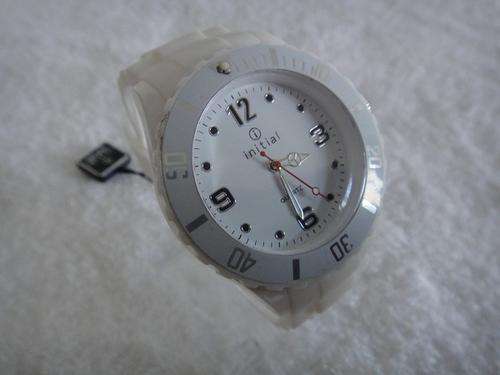 WHITE SILICONE LADIES WATCH ##BRAND NEW##